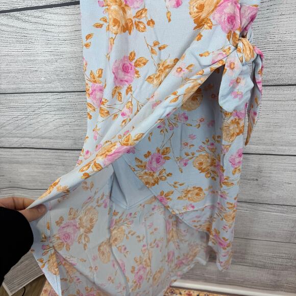 WAYF Women's Kimberly Floral Sleeveless Faux Wrap Midi Dress Size Medium - Picture 5 of 9